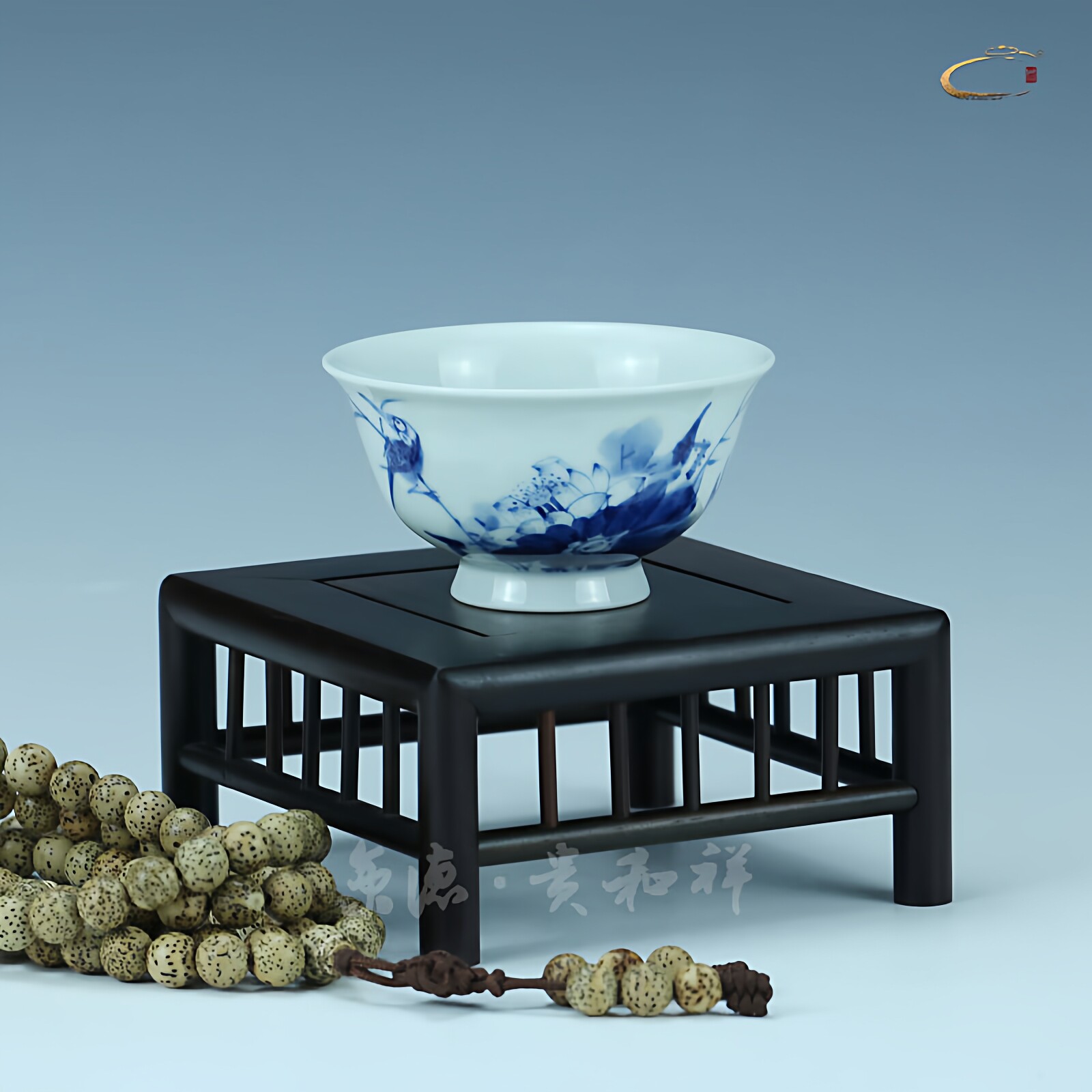 景德镇青花瓷荷花鸟功夫品茗杯