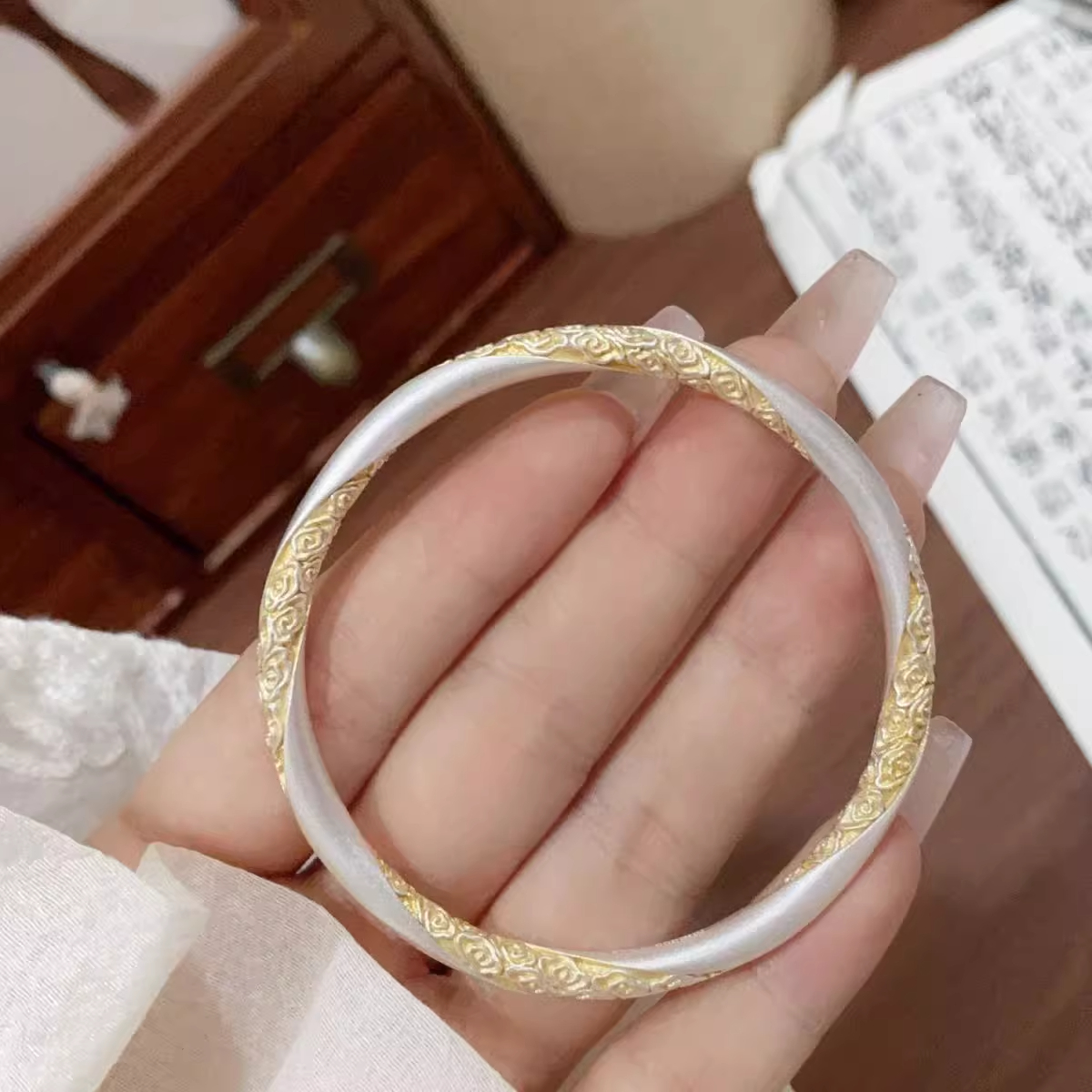 足银S999.9祥云描金银手镯足银实心闭口镯子新中式轻奢送女友礼物