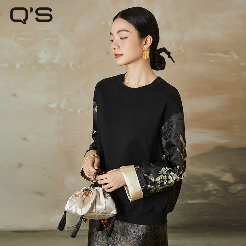 QS秸熙春秋季新款改良轻国风圆领套头卫衣女提花拼接宽松百搭上衣