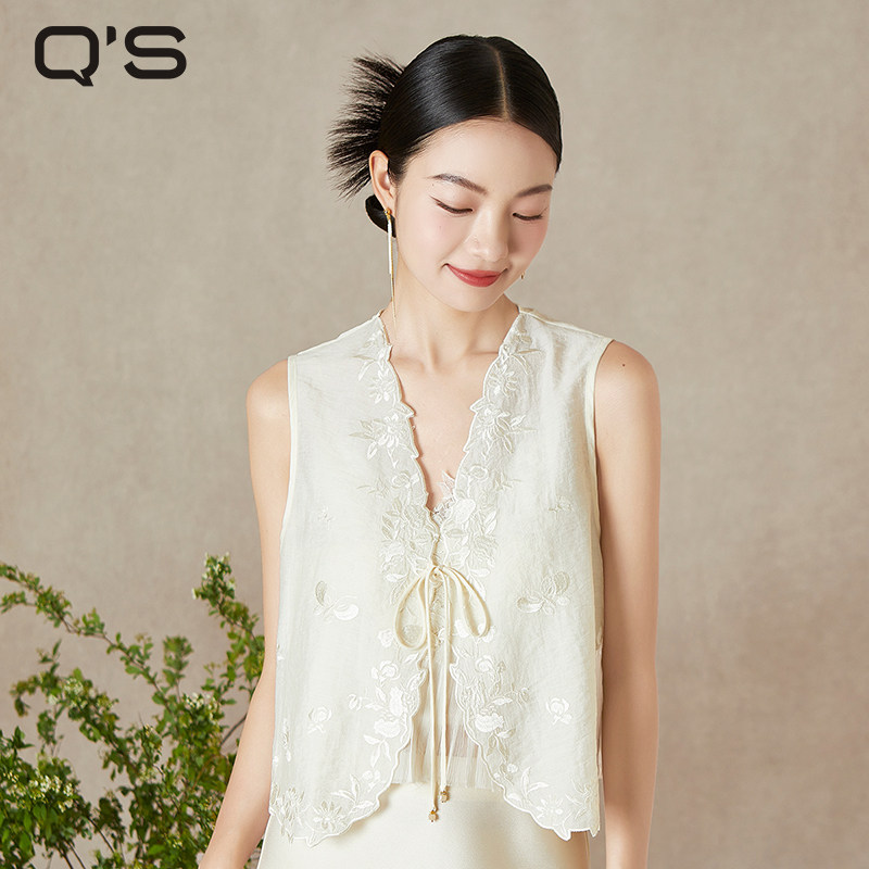 QS秸熙改良轻国风绣花马甲