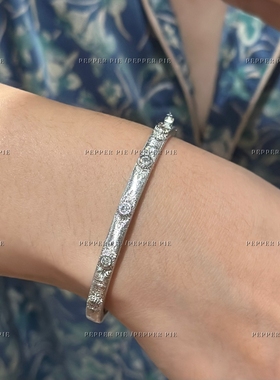 辣椒派年度升级重磅纯手工拉丝布布手镯女2025新款高级感织纹雕金