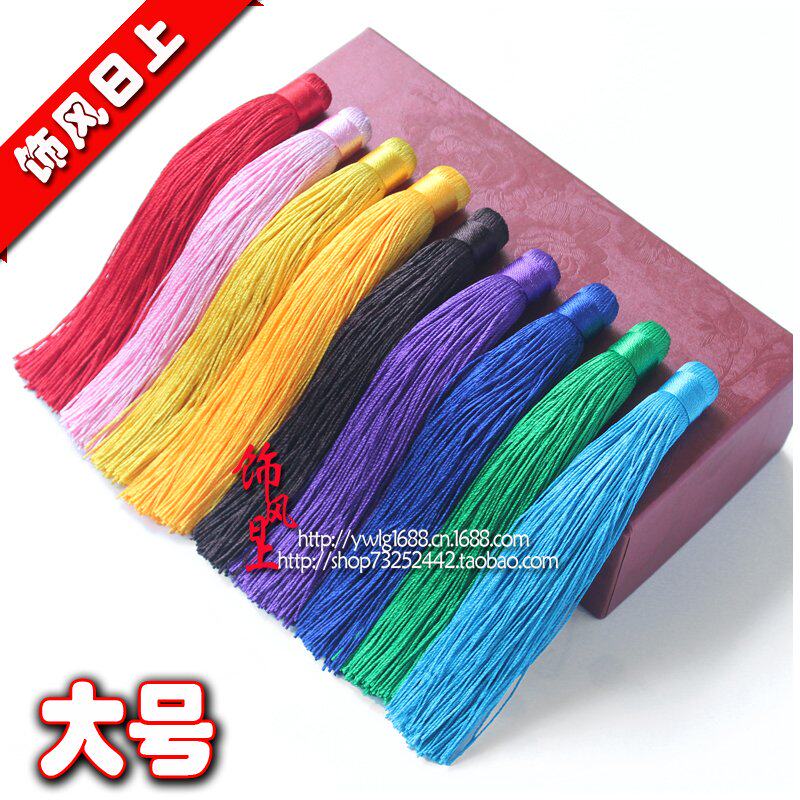 中国结流苏 涤纶线穗子 精致流苏挂须吊须吊穗 汽车挂件配件在类目 饰品/流行首饰/时尚饰品新, DIY配件, 其他DIY饰品配件中 - 来自Buy2taobao.com提供专业的淘宝代购服务