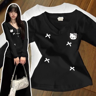 小众猫咪减龄长袖t恤女生v领修身蝴蝶结显瘦绝美打底短小上衣秋季