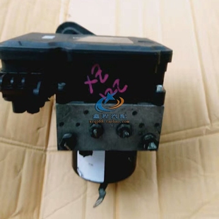 奔驰E级W212W207E200E230E240E280E300E320E350ABS泵总泵电机插头