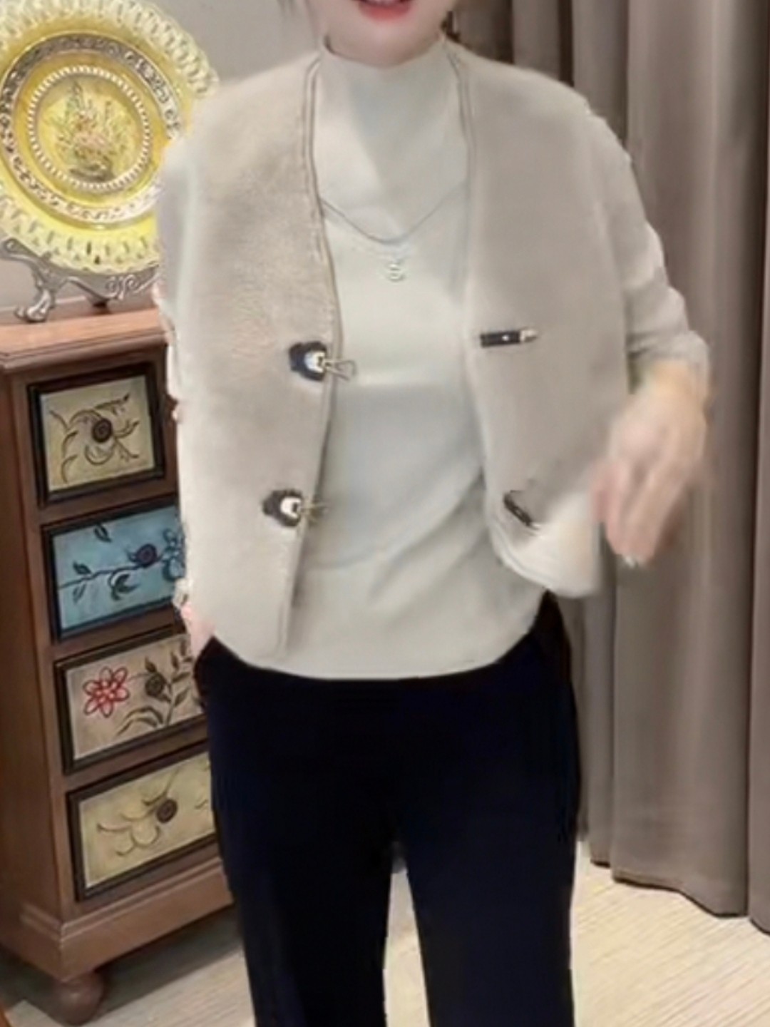 仿水貂绒马甲女款秋冬新款皮毛一体韩版小香风背心皮草马夹毛外套