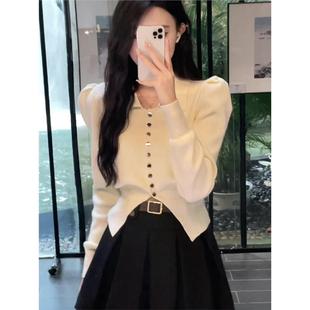 显瘦收腰内搭上衣 女2024秋冬新款 高级感气质泡泡袖 毛衣针织打底衫