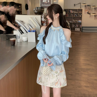 蓝色挂脖上衣女早秋2024新款高级感穿搭法式雪纺小衫露肩长袖衬衫