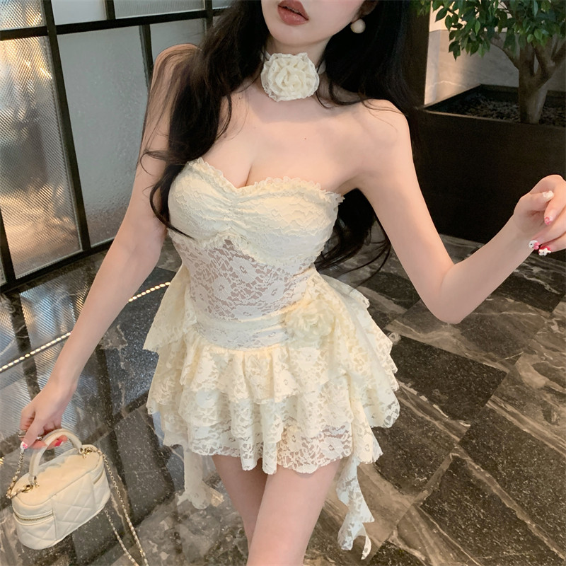 独特绝美初春小套装裙女夏季抹胸上衣蕾丝蓬蓬裙两件套一整套穿搭 - 实物图