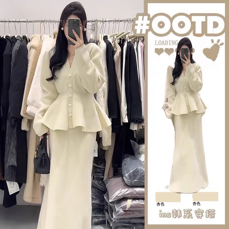 早秋搭配一整套女2024新款韩剧小香风收腰毛衣鱼尾半身裙两件套装