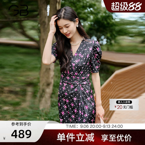 谷邦V领泡泡袖印花连衣裙女