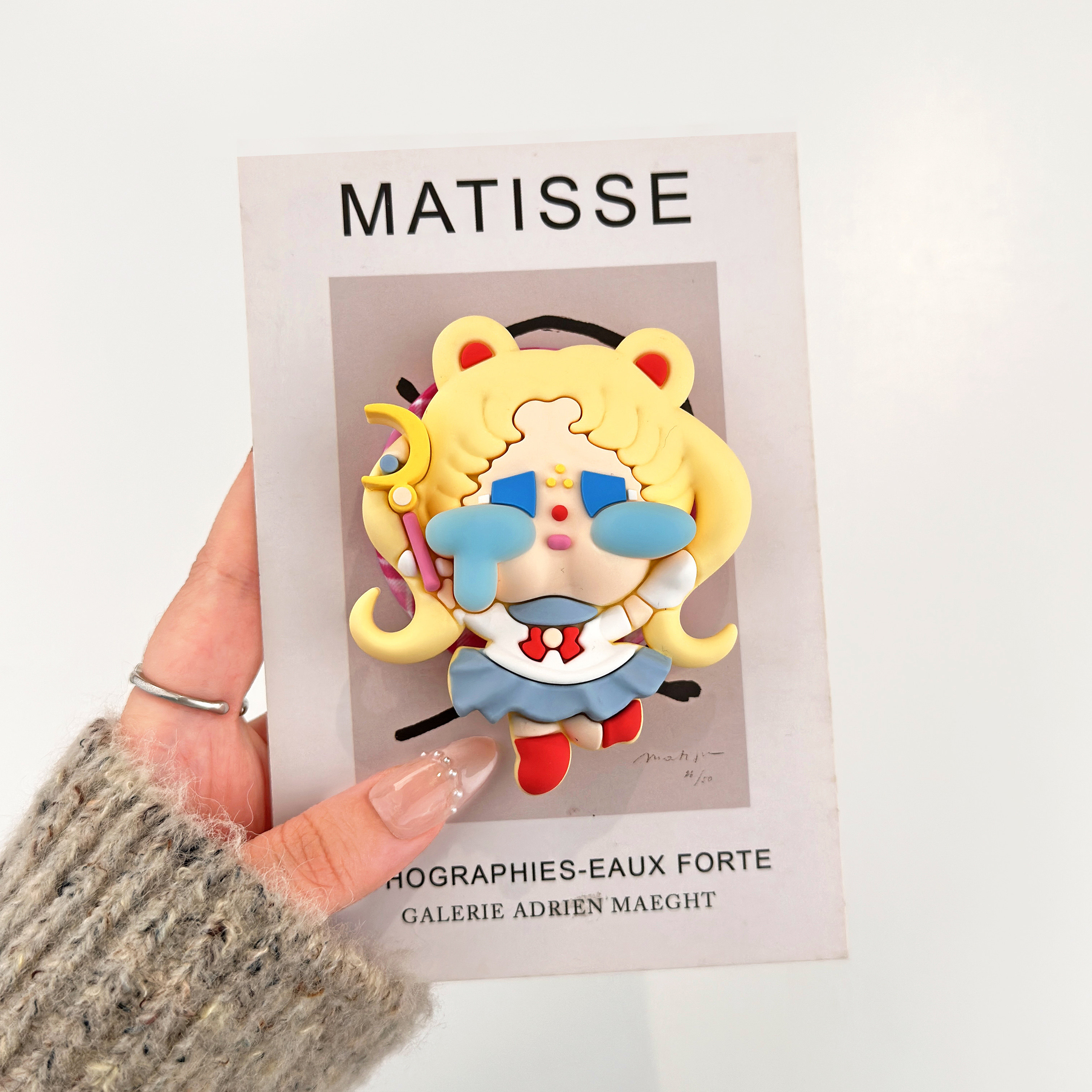 适用Magsafe磁吸气囊支架ip14pro手机支架17个性15ProMax伸缩懒人桌面支撑架子磁铁吸附哭娃可爱潮个性硅胶