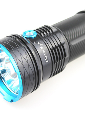 小钢炮 Manta RAY G12 12xCREE XML 12000流明 3档LED手电