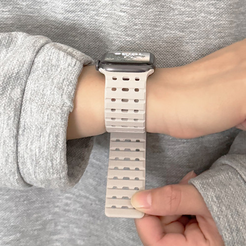 透气穿孔硅胶磁吸适用iwatch表带