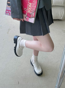 LEEANDYU2021秋冬新款硬皮方头乐福鞋增高舒适复古厚底奶白小皮鞋