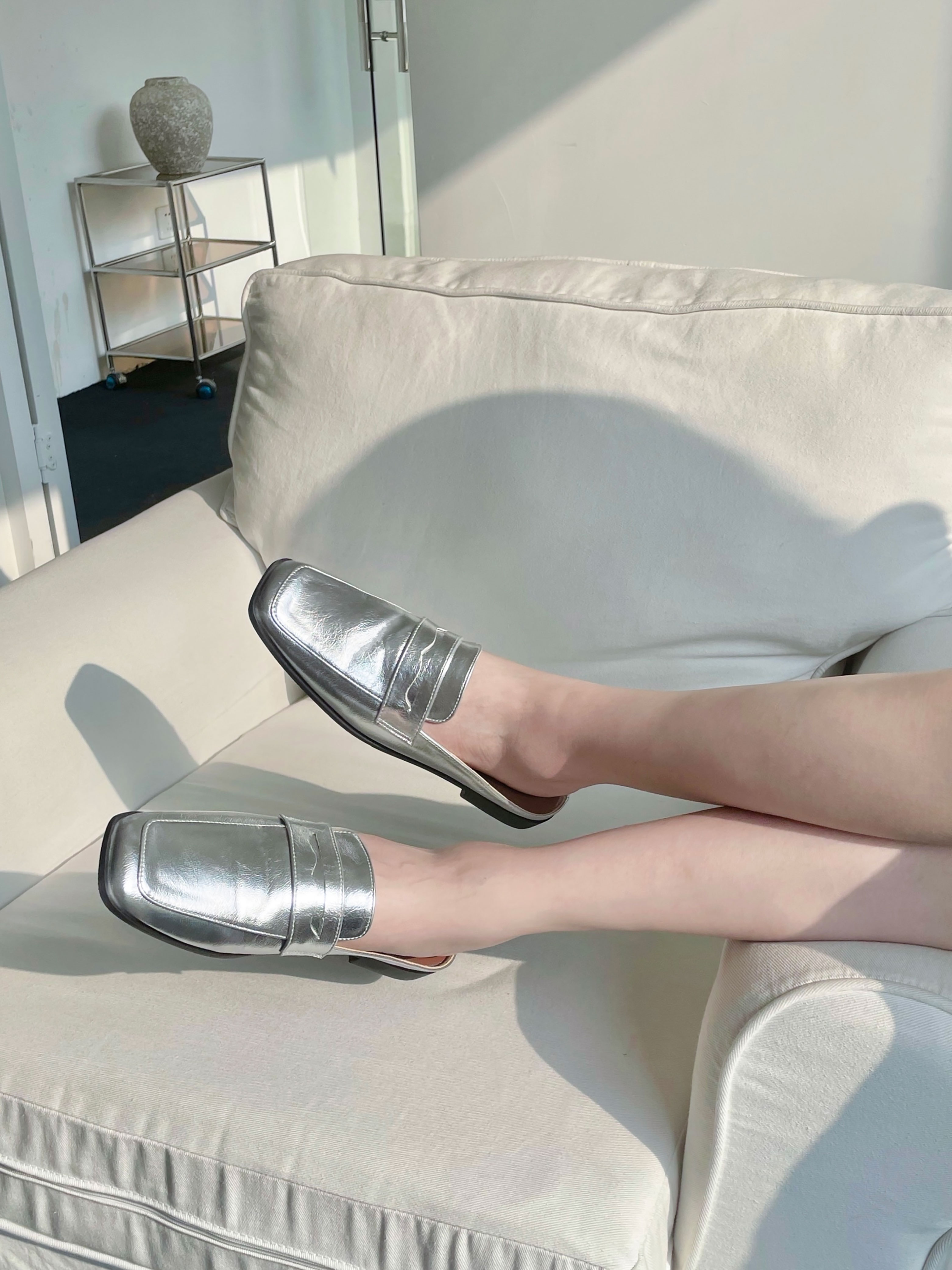 leeandyu拖鞋个性银色