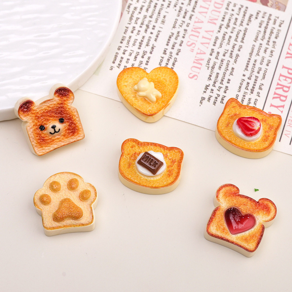 卡通diy树脂配件饰品吐司动物奶油胶发夹手机壳鞋扣钥匙扣吊坠配