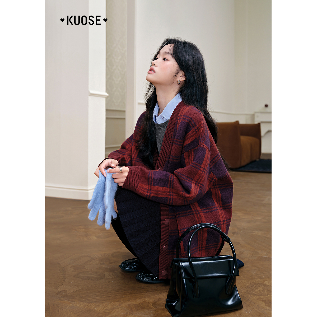 圣诞格纹v领针织开衫外套女