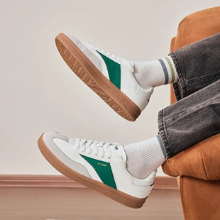 特步德训鞋板鞋男鞋秋冬季复古小白鞋T头鞋革面休闲鞋平底运动鞋