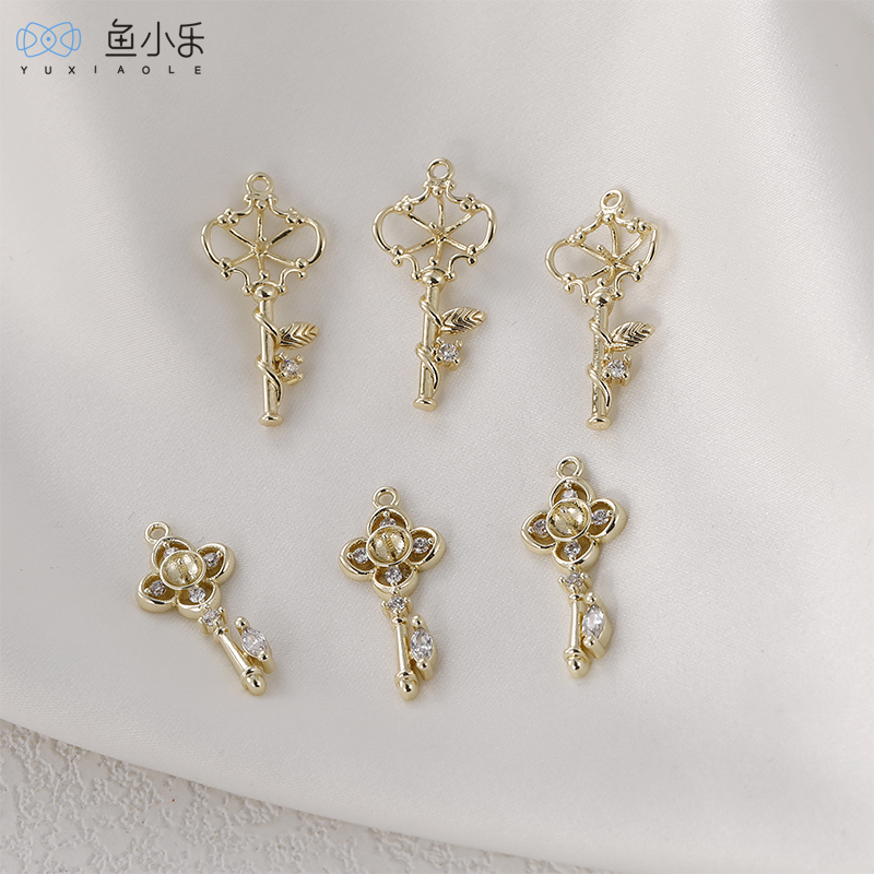 diy镂空藤蔓锆石钥匙挂坠手链