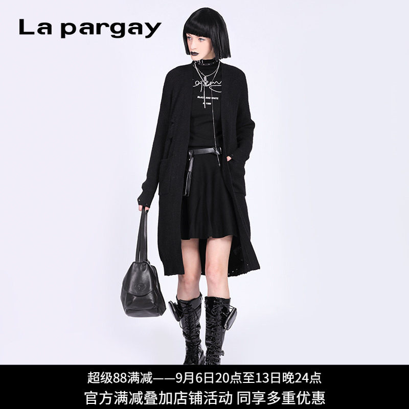 黑色简约中长款针织衫Lapargay