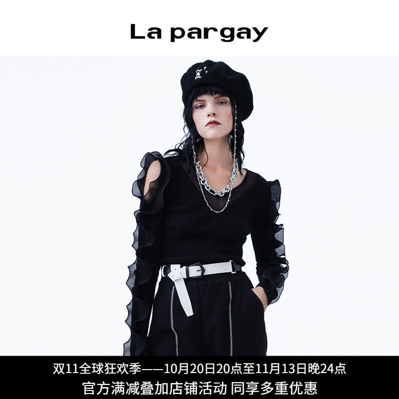 纳帕佳V领露肩修身女针织衫