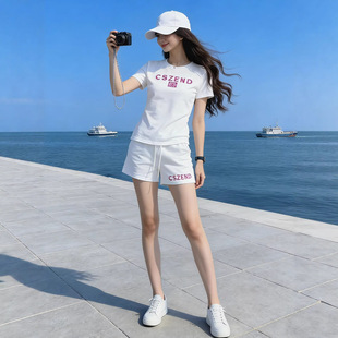 棉的白色休闲运动短裤套装女夏季新款减龄洋气印花T恤薄款两件套