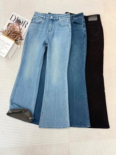 设计师原创新款加绒2025秋冬显瘦百搭时尚微喇简约休闲牛仔喇叭裤