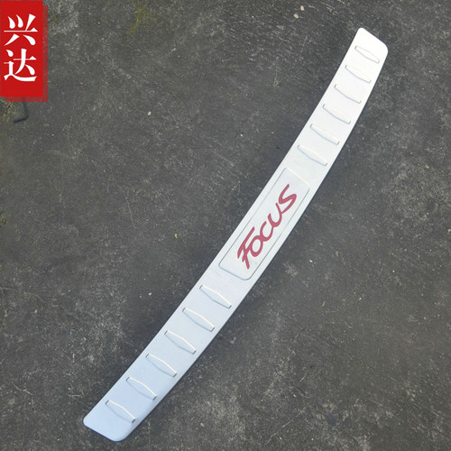 适用于2012-18款福特福克斯三厢不锈钢后保险杠踏板FOCUS外后护板