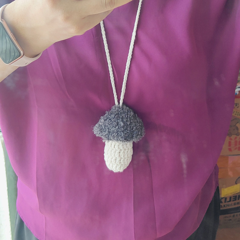 手工钩织毛线针织蘑菇钱包可爱百搭小蘑菇森系女装配饰口红钥匙包