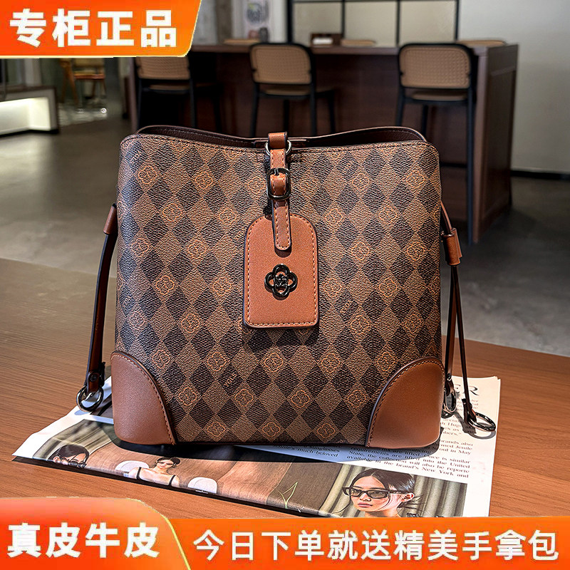 雅格莱诗真皮大容量水桶包