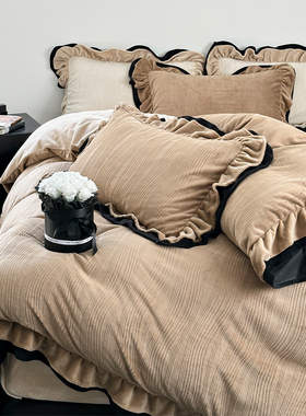 Move｜高级法式中古风加厚牛奶绒四件套黑色花边肌理纹法莱绒床笠