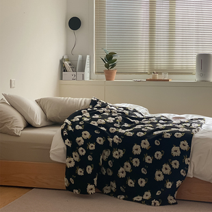 复古ins盖毯｜博主同款保暖加厚毛毯复古花朵汽车盖毯豆豆绒毯子