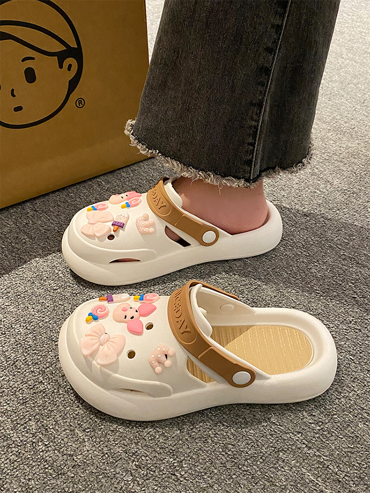 Cave shoes women's summer wear 2023 new Baotou fashion cartoon non-slip thick-soled-stepping beach sandals