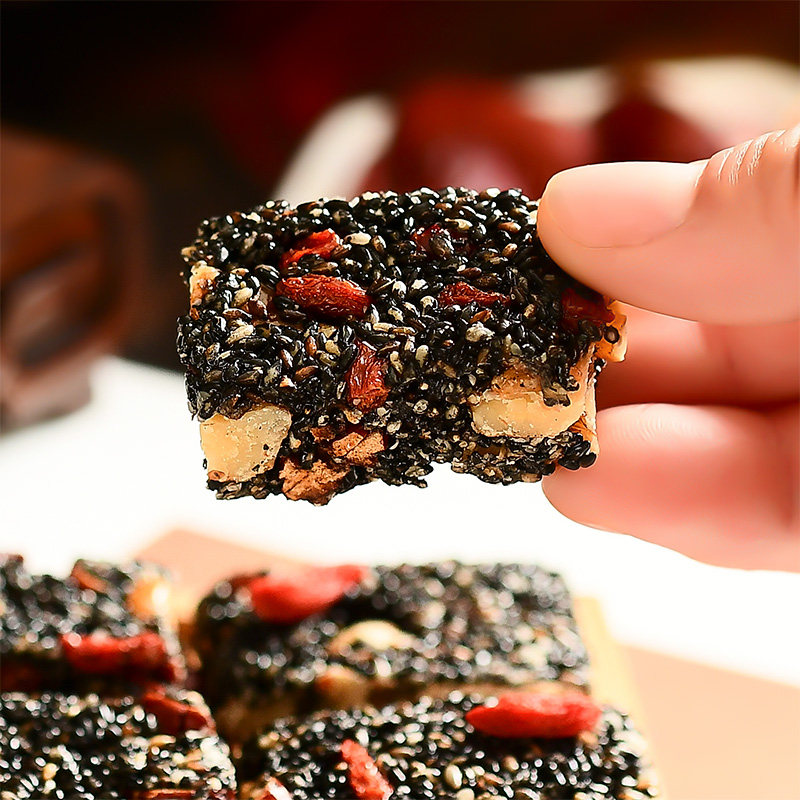 大颗核桃！芝麻核桃四物糕 零食糕点休闲食品小吃网红十年志,零食/坚果/特产,中式糕点/新中式糕点,淘宝优惠券,粉丝福利购,淘宝优惠卷