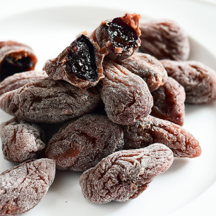 肉厚酸甜 葡萄梅子 爆浆青梅葡萄干零食梅饼蜜饯果脯果干休闲食品