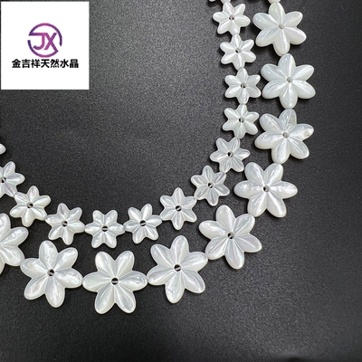 天然珍珠贝花朵六瓣花项链