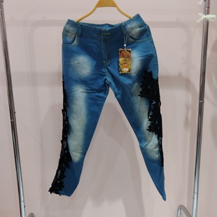 无弹夏季新款绣花性感蕾丝镂空花边低腰水洗刷白牛仔裤女潮小脚裤