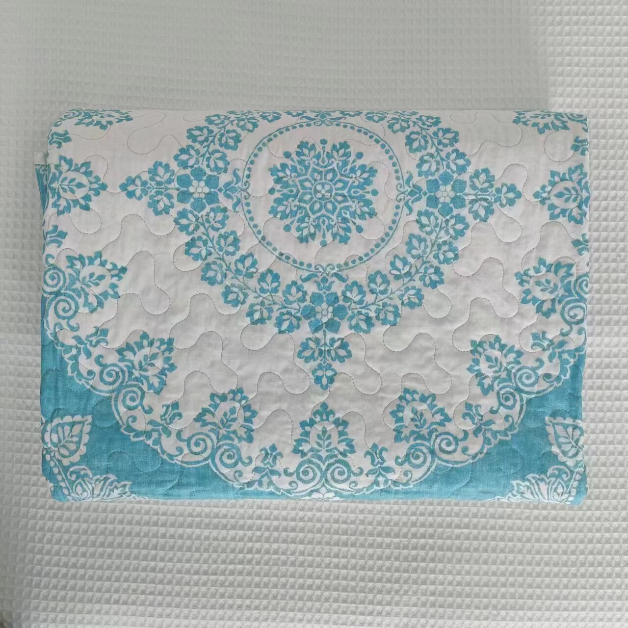 特价处理外贸尾单100%纯棉床盖