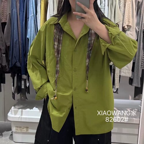 胖mm慵懒休闲斜口袋纯色长袖衬衫