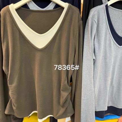 大7女78365冬韩版宽松大码胖mm慵懒休闲风澳绒V领假两件打底衫T恤
