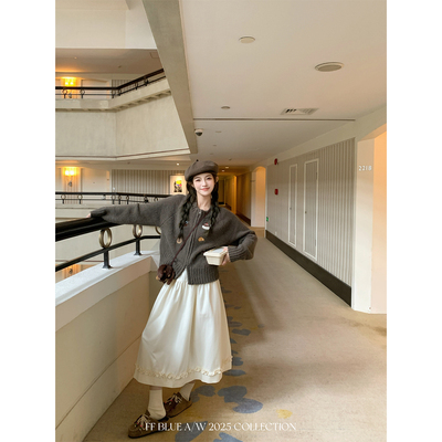 FFBLUE100棉花边大裙摆半裙