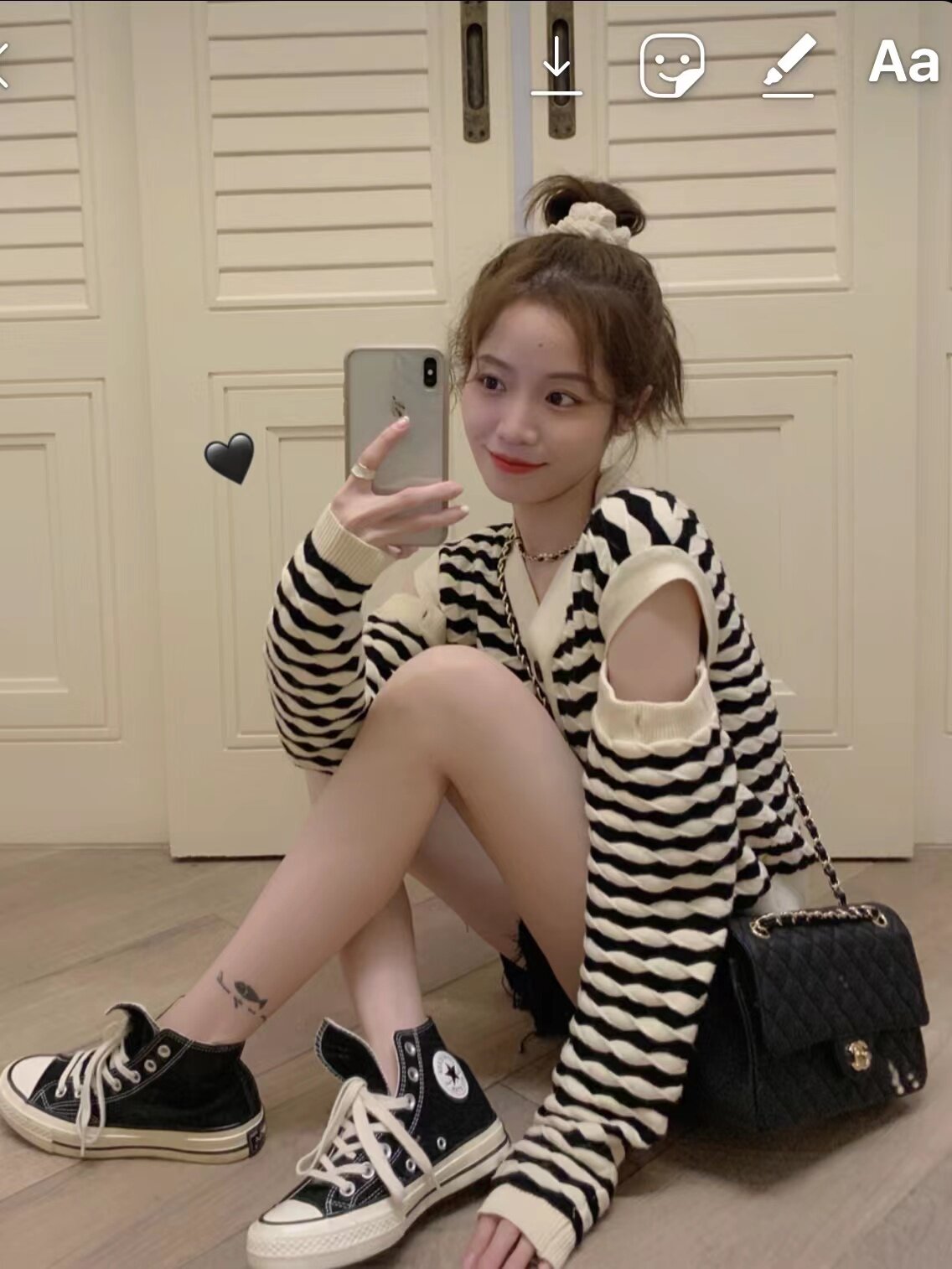 ff blue 蓝蓝私服 小心机开口长袖v领撞色条纹系扣开衫上衣女秋装