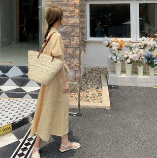 饭小队 心动奶黄碎花韩系秒变纸片人连衣裙 夏日茶歇