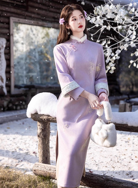 紫色旗袍冬装女新中式2025新款仿麂皮绒加绒加厚日常可穿长款旗袍