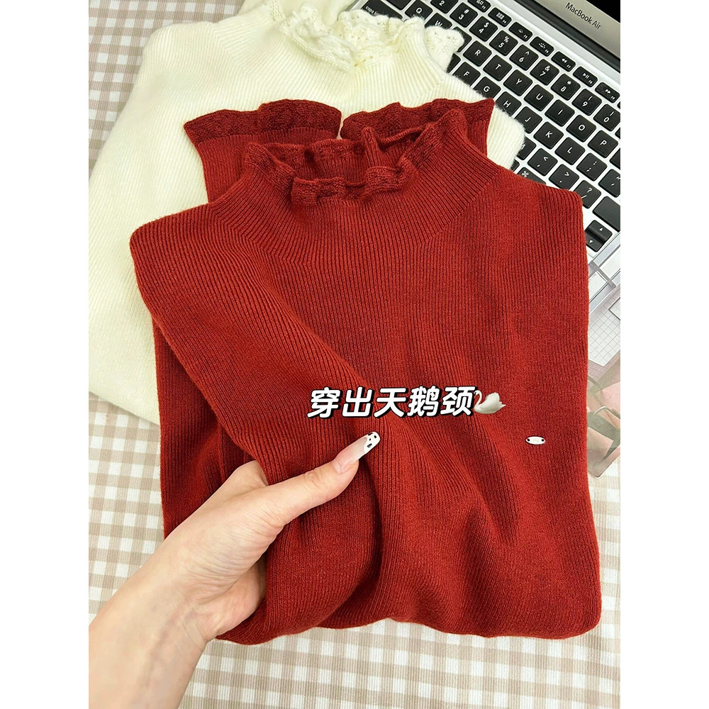 圣诞红半高领木耳边女针织打底衫