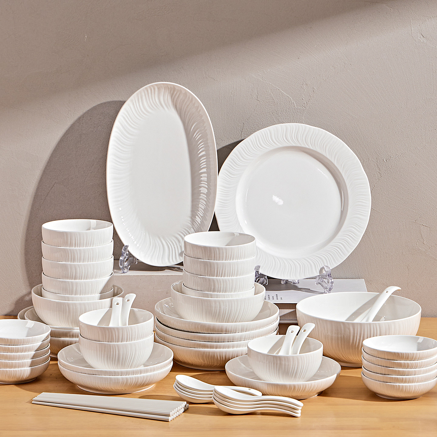 纯白高级感碗碟套装家用2025新款陶瓷餐具套装碗筷碗盘组合乔迁,餐饮具,碗,淘宝优惠券,粉丝福利购,淘宝优惠卷