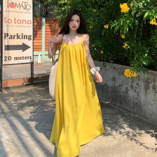 宽松显瘦a字裙温柔黄色长裙子 海边度假性感露背吊带连衣裙女夏季