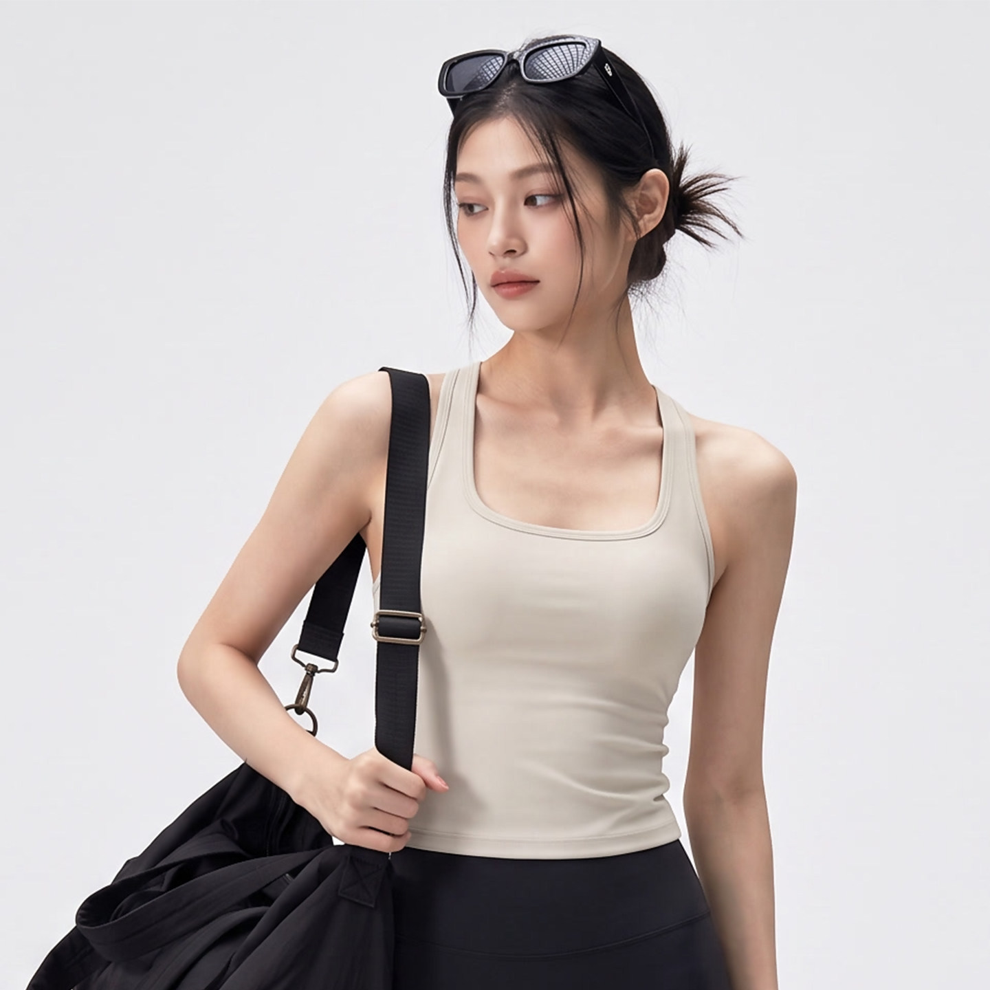 瑜伽美背背心女款秋季带胸垫防震外穿上衣普拉提健身跑步运动文胸