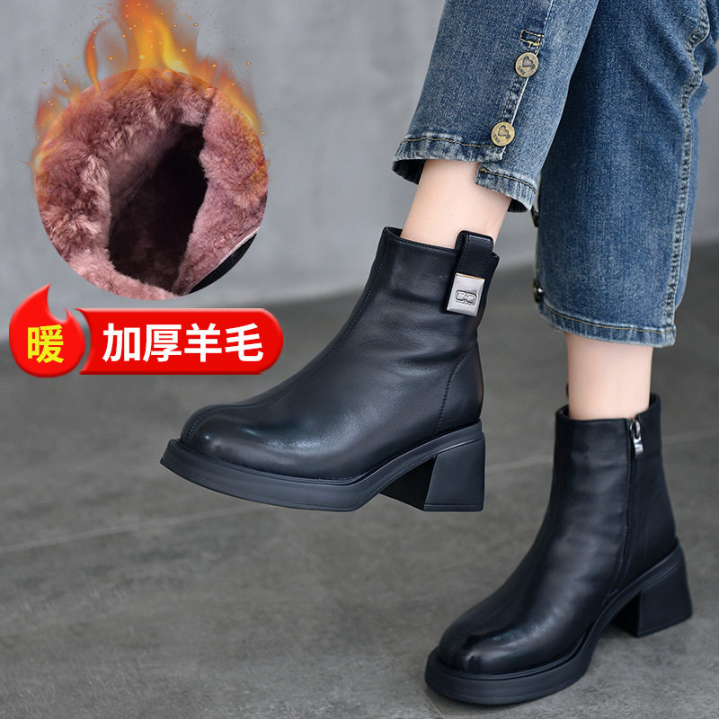 冬季保暖真皮羊毛靴侧拉链瘦瘦靴
