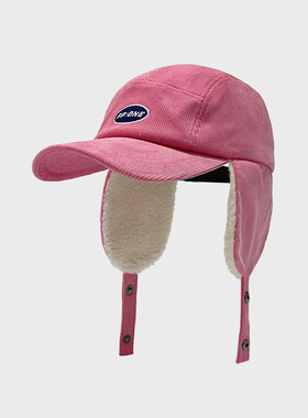 显白粉红色护耳棒球帽秋冬保暖五片帽字母刺绣灯芯绒雷锋帽滑雪帽